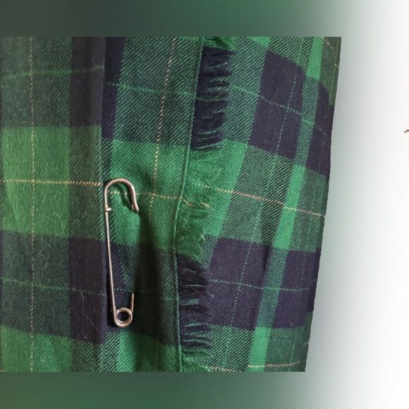 David Brooks, Ltd Vintage Union Made Plaid Skirt Classic or Punk, You Decide - Picture 4 of 6